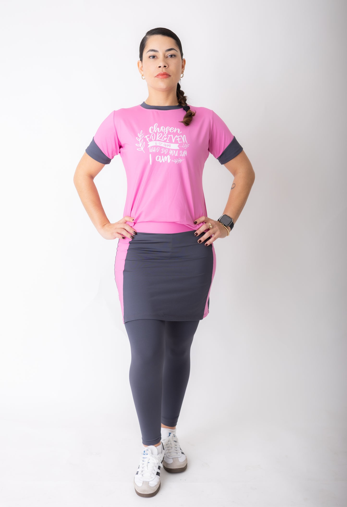Moda Fitness Saia Calça Rosa e Cinza